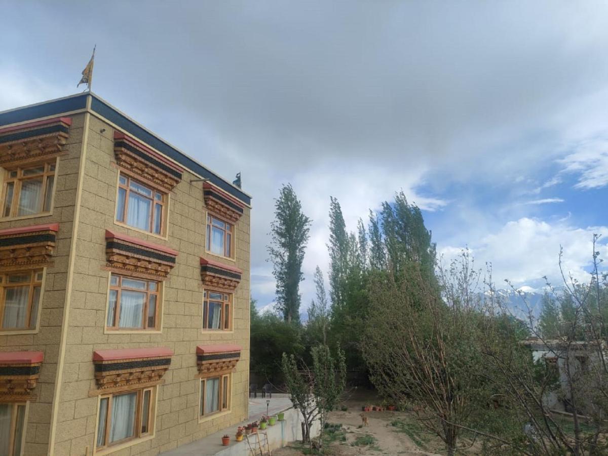 Hotel Alpine Ladakh Leh Exterior photo